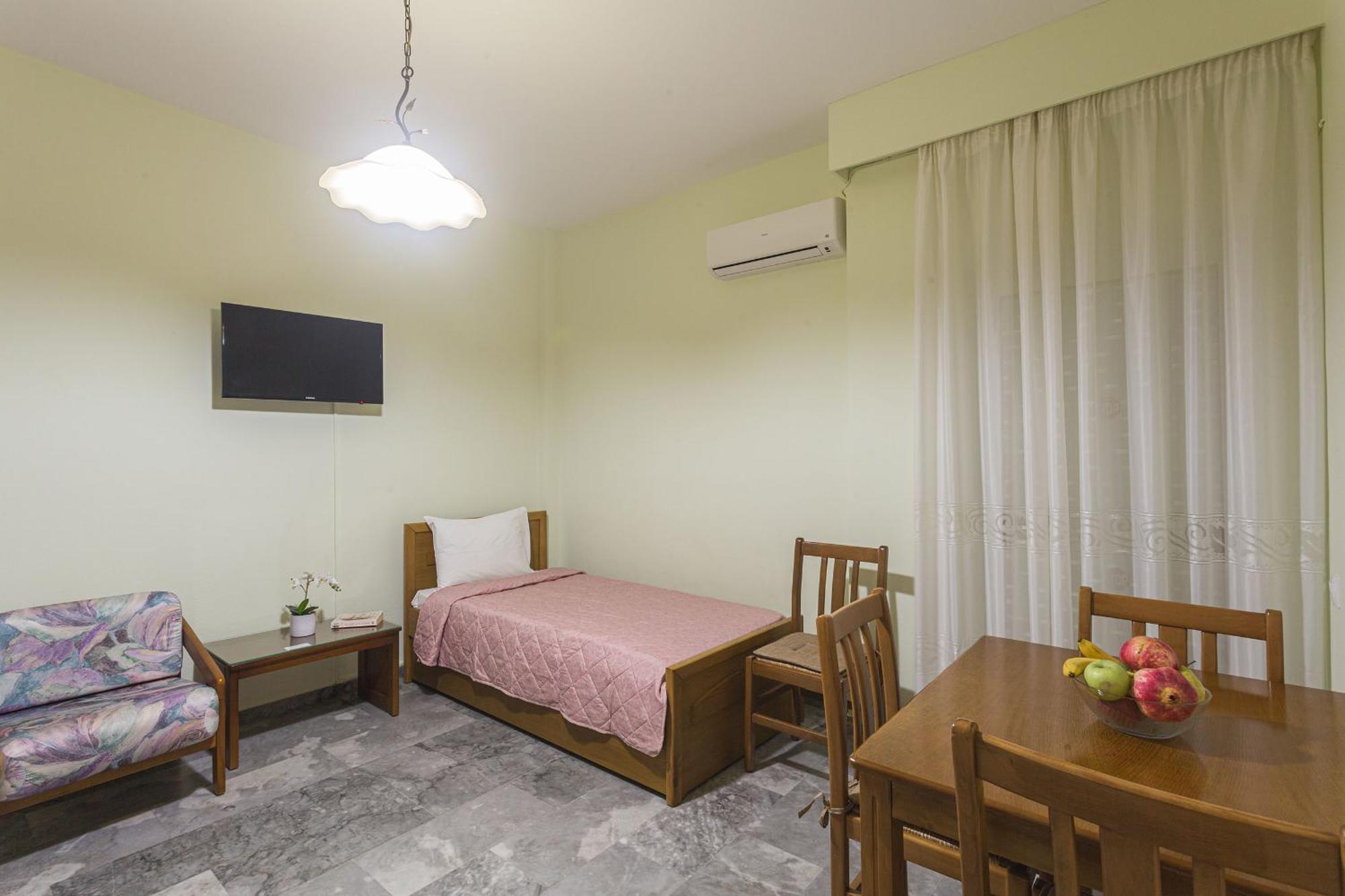 Remvi Hotel - Apartments Stoúpa Cameră foto